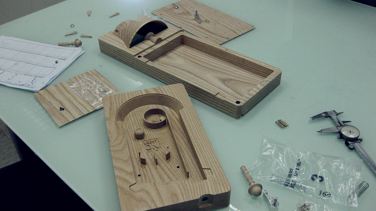 Pinballight，Wall lamp cabinet，woodiness，