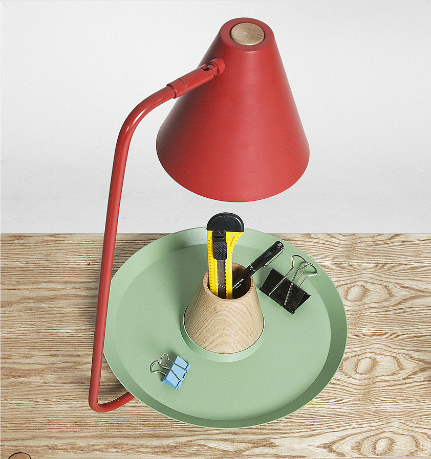 Conik Table Lamp，台灯设计，金属，