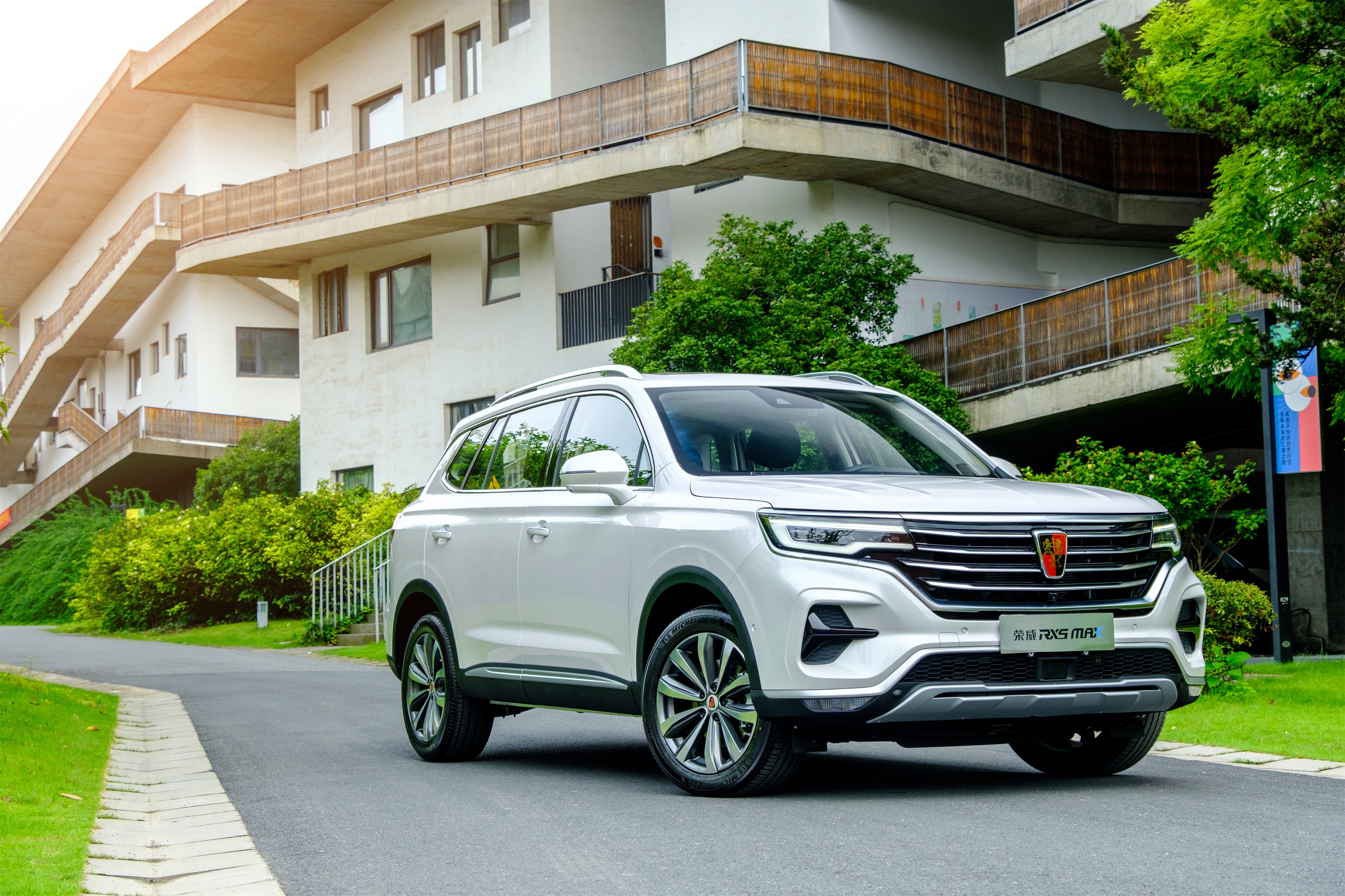 emotion，HMI interactive system，Curved screen，Roewe rx5 Max，Roewe ，