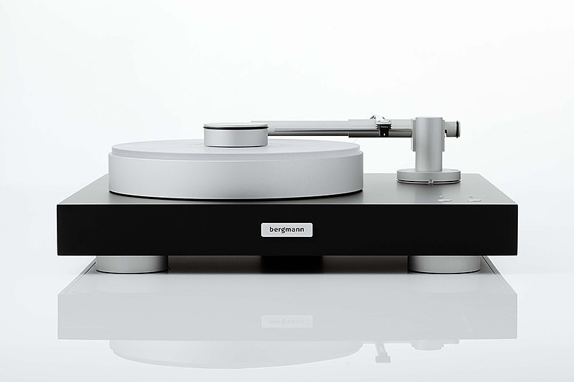 player，record，Black glue，Air suspension，Digital，intelligence，music，