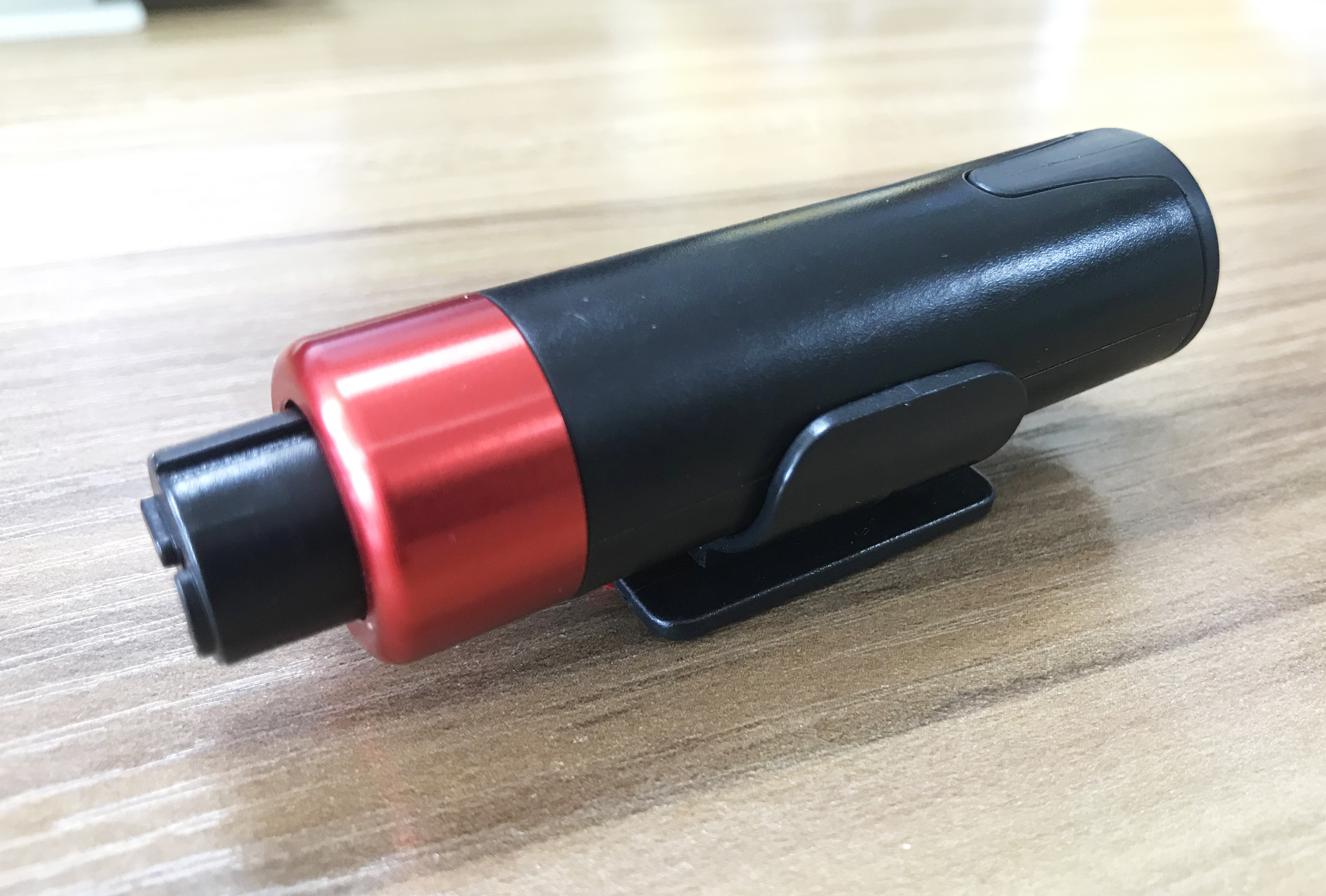 vehicle，Window breaker，Safety hammer，product design，