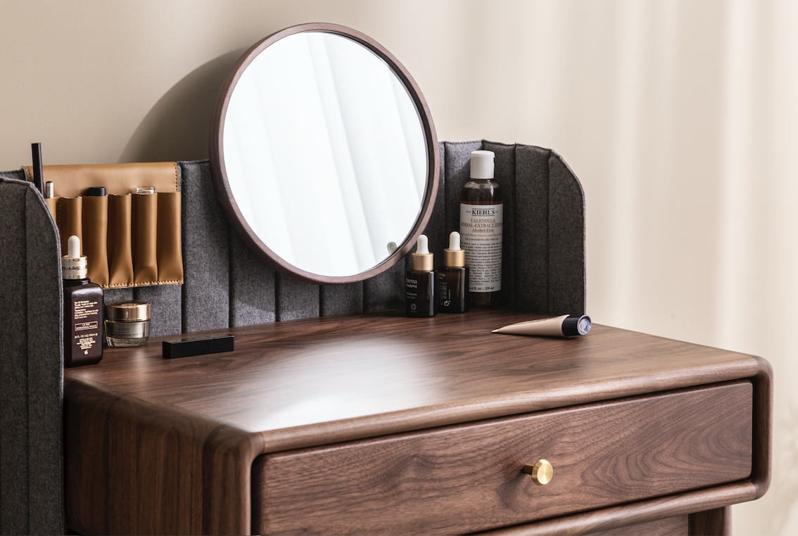 Dresser, solid wood, original，