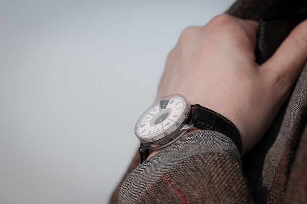 gentleman，Wrist watch，tool，wear，