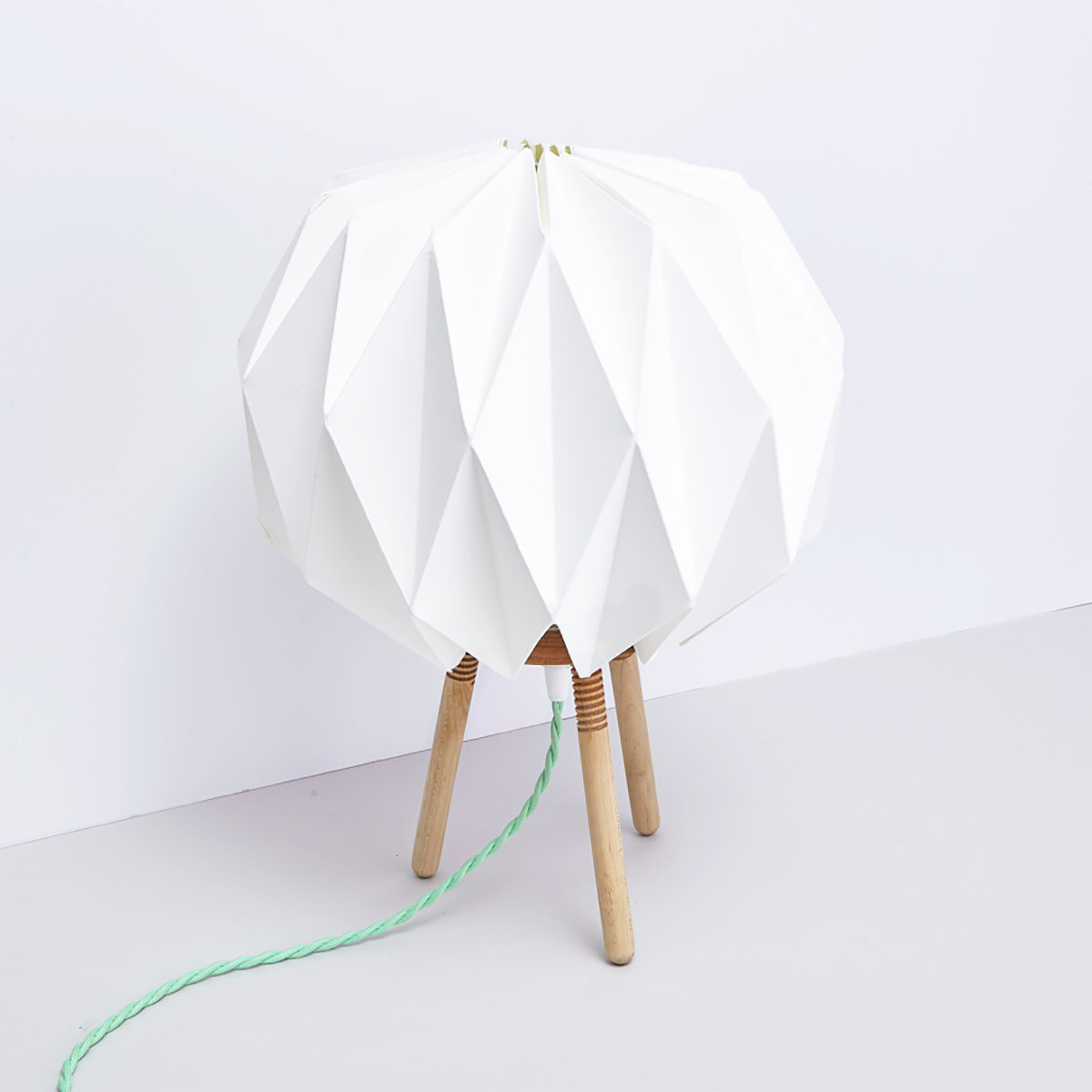 Desk lamp，Origami，Home Furnishing，Simplicity，originality，