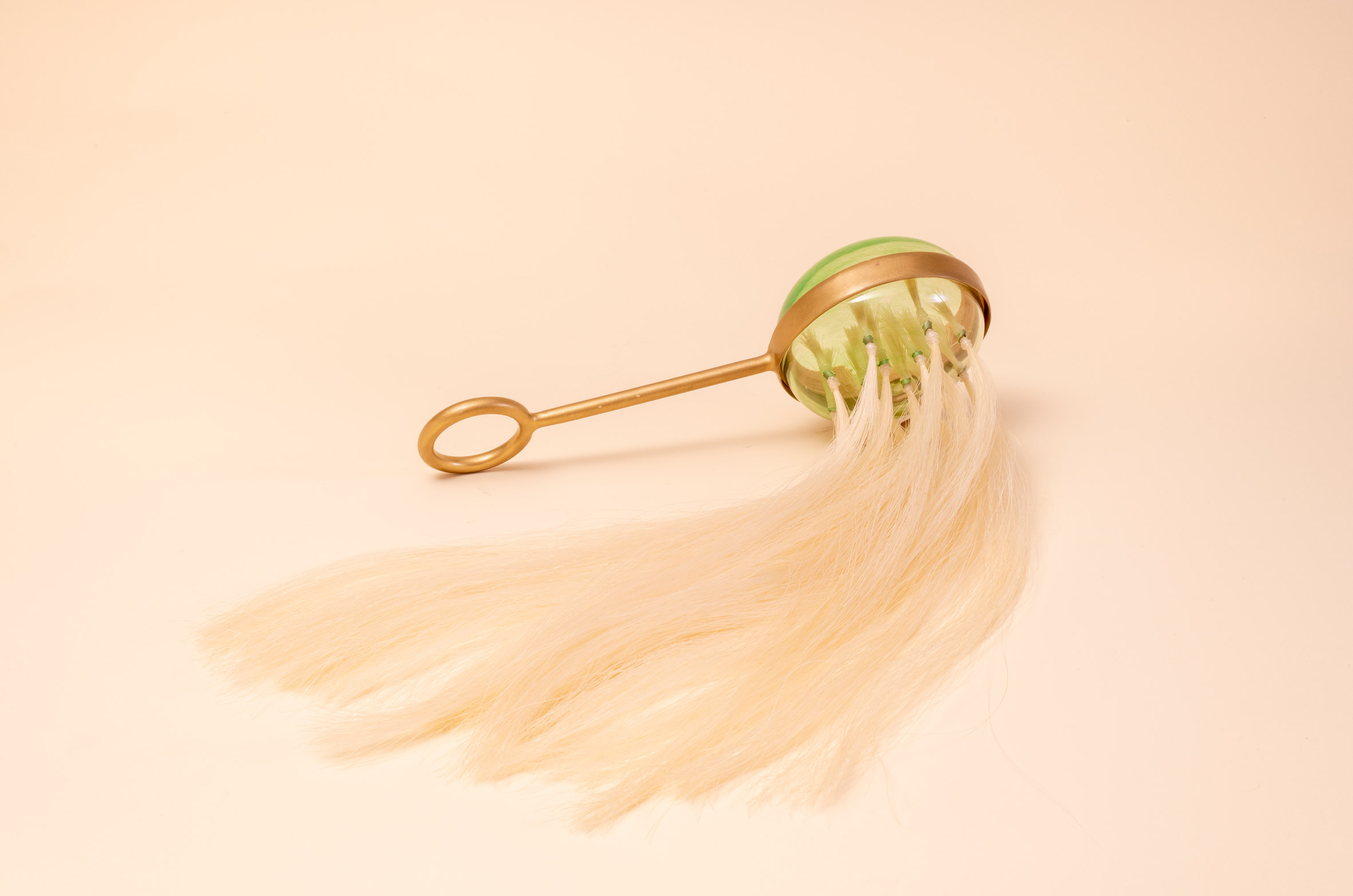 Elderly partner，Philadelphia，Walking frame，Coffee table，Body brush，mirror，Caress，aged，