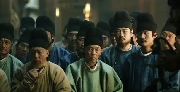 the tang dynasty，Eight grade official，Han Dynasty round neck Robe，Song Hui，Xu Hezi，