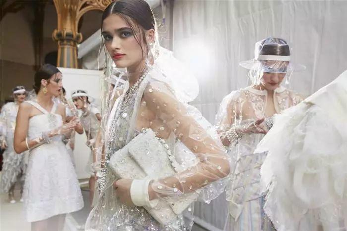 the tang dynasty，Eight grade official，Han Dynasty round neck Robe，Song Hui，Xu Hezi，