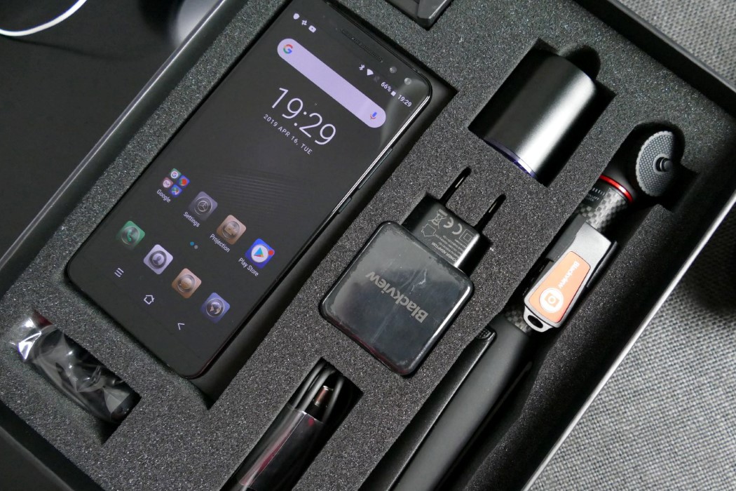 BLACKVIEW，Projector，mobile phone，