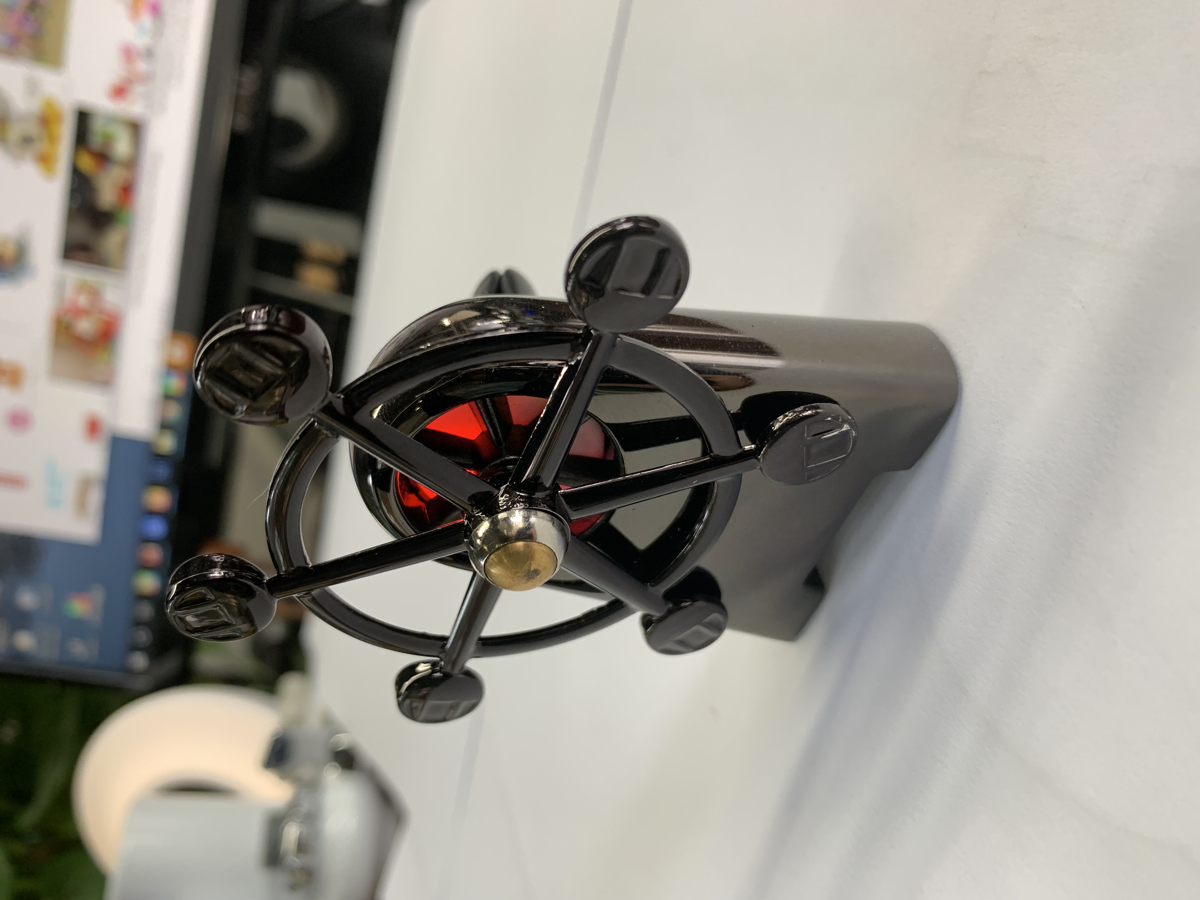 Vehicle fragrance，