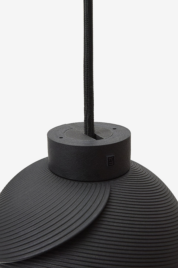 black，industrial design，Desk lamp，Folding lamp，a chandelier，