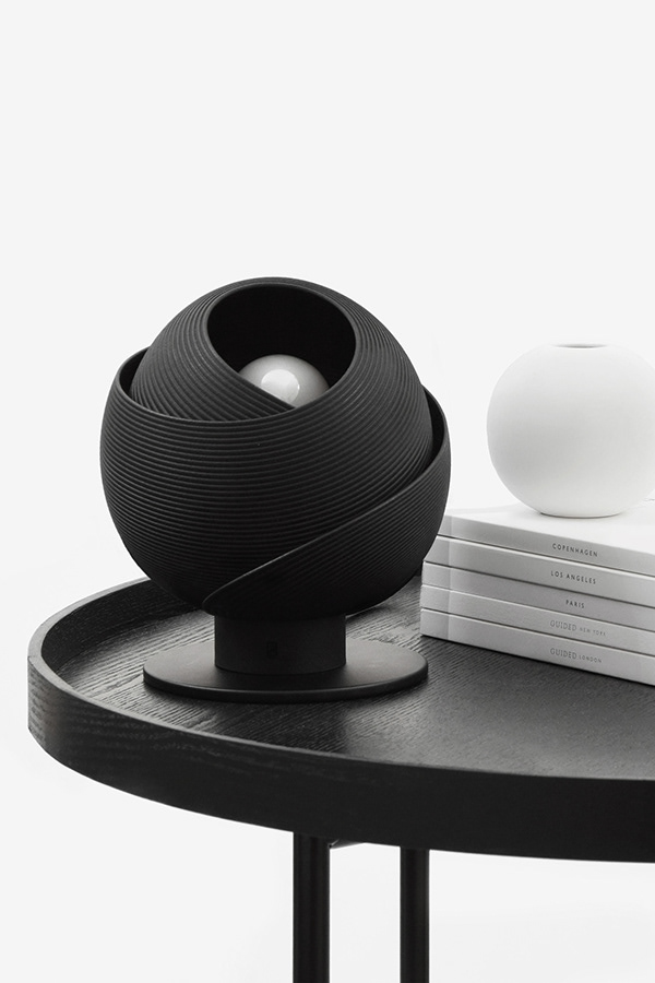 black，industrial design，Desk lamp，Folding lamp，a chandelier，