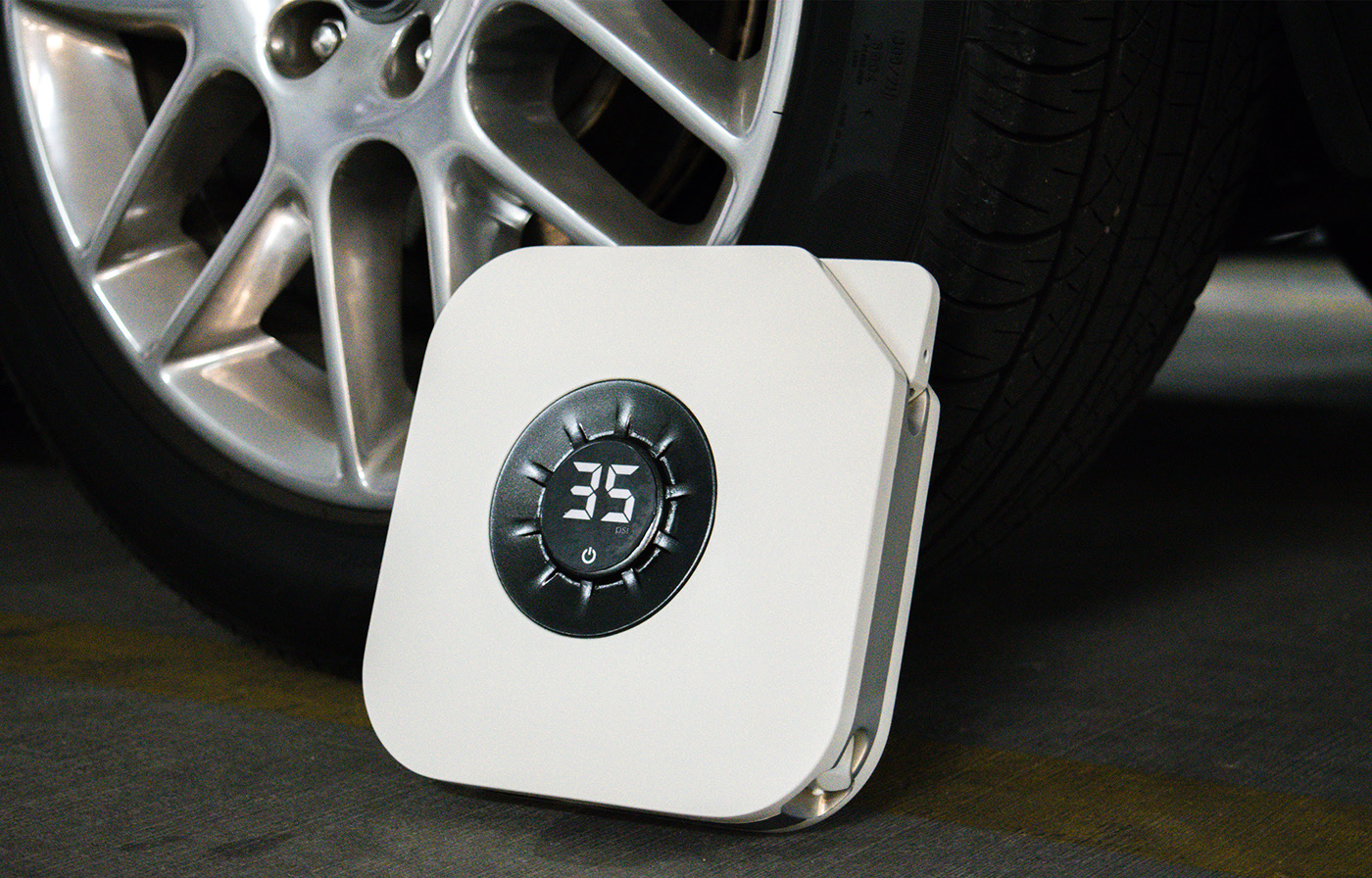 outdoors，Inflation device，Tyre，vehicle，