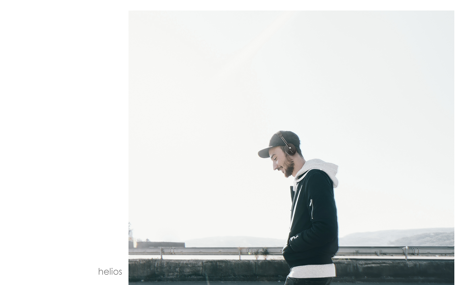 black，industrial design，headset，headset，