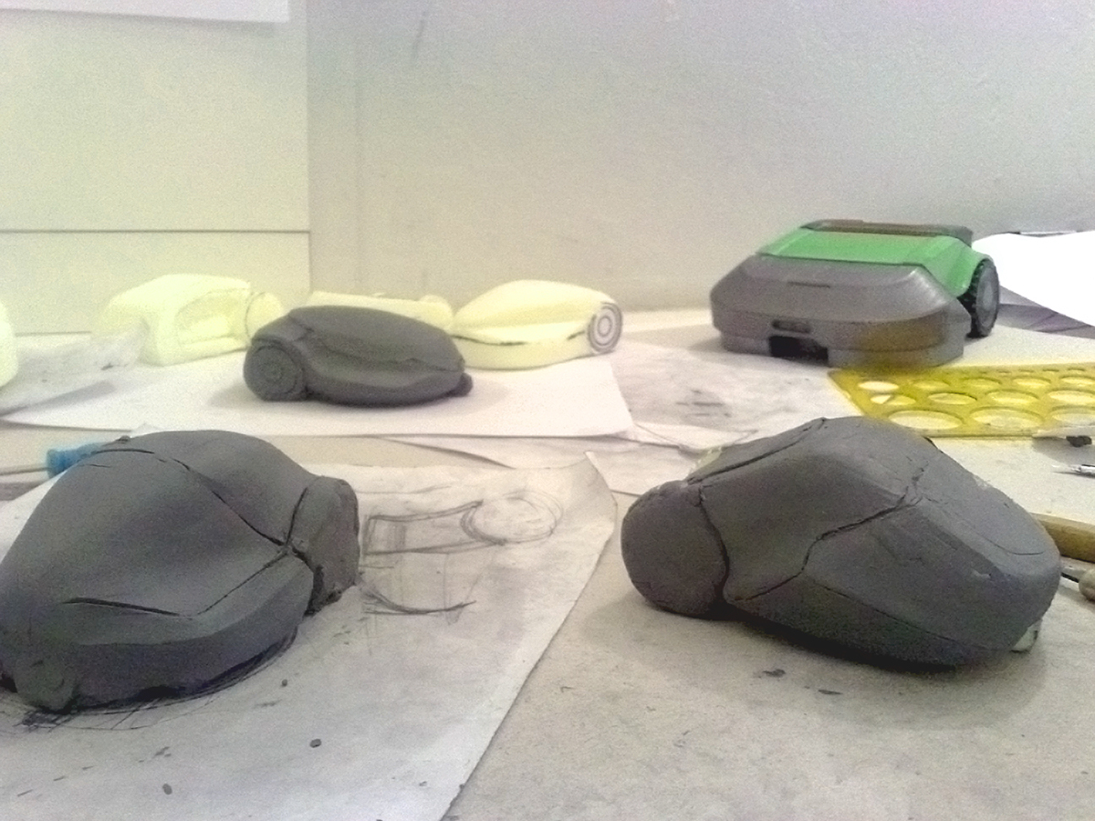 lawn mower，robot，Robomow RC，