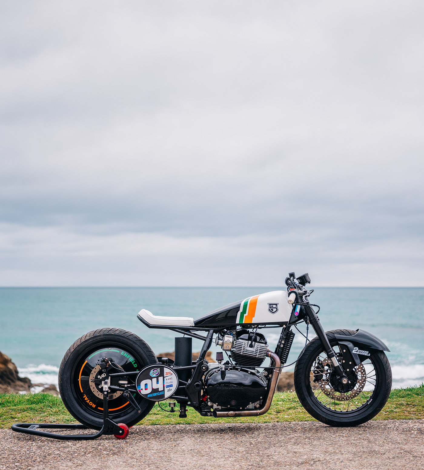 motorcycle，Synchronising folder，graphic design ，