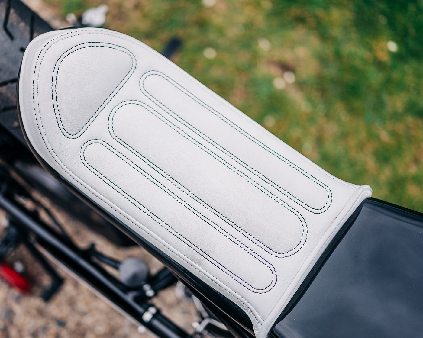 motorcycle，Synchronising folder，graphic design ，