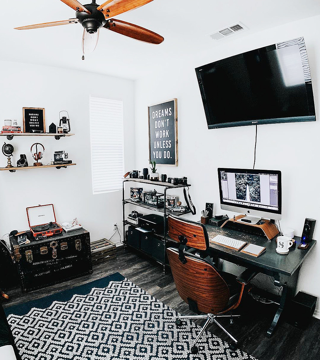 desk，increase of efficiency，intelligence，
