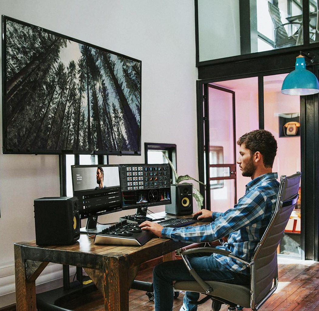 desk，increase of efficiency，intelligence，