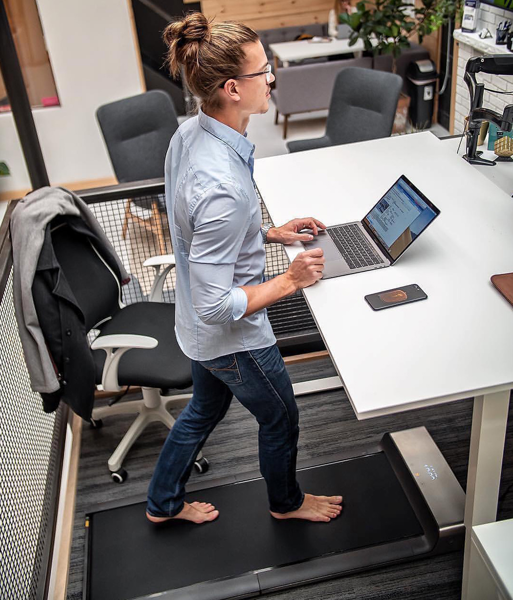 desk，increase of efficiency，intelligence，