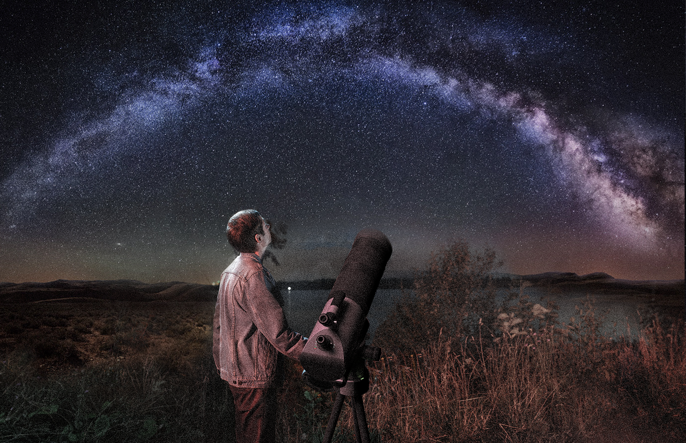 Astronomical telescope，ar，