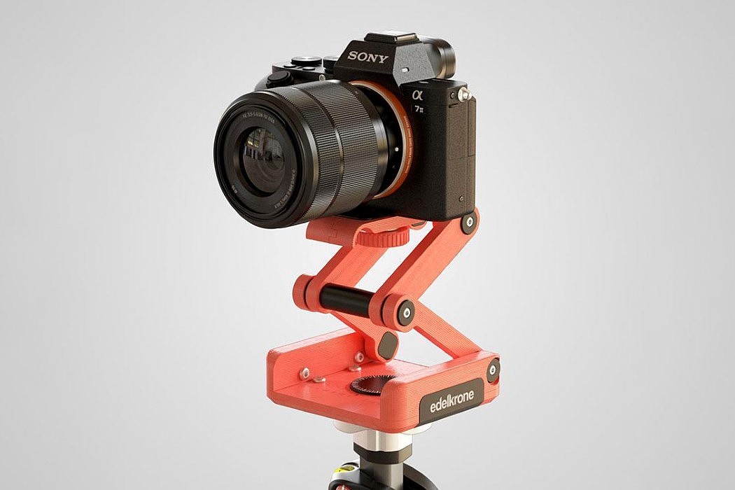 Camera bracket，