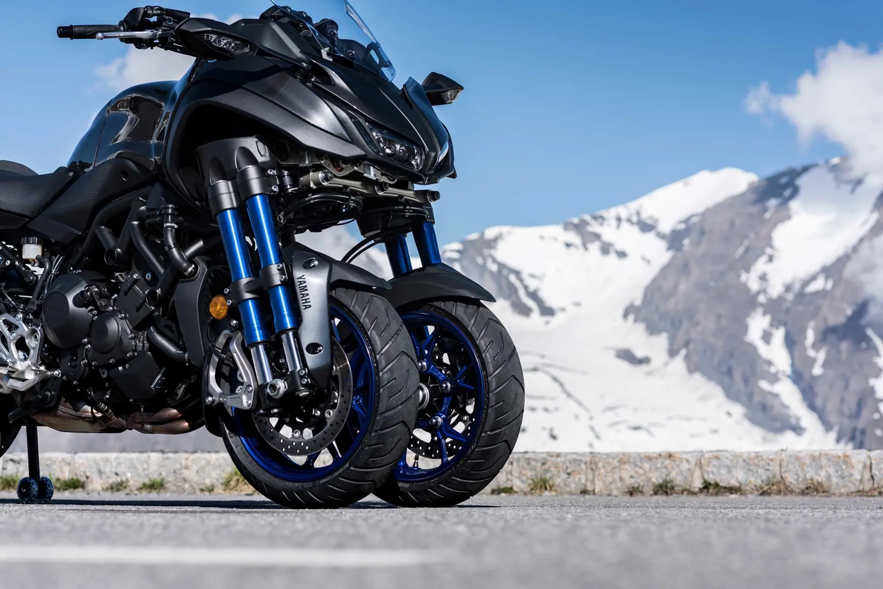 best of best ，Red dot best design award，NIKEN Engine Line，vehicle，motorcycle，2019 red dot product design award，