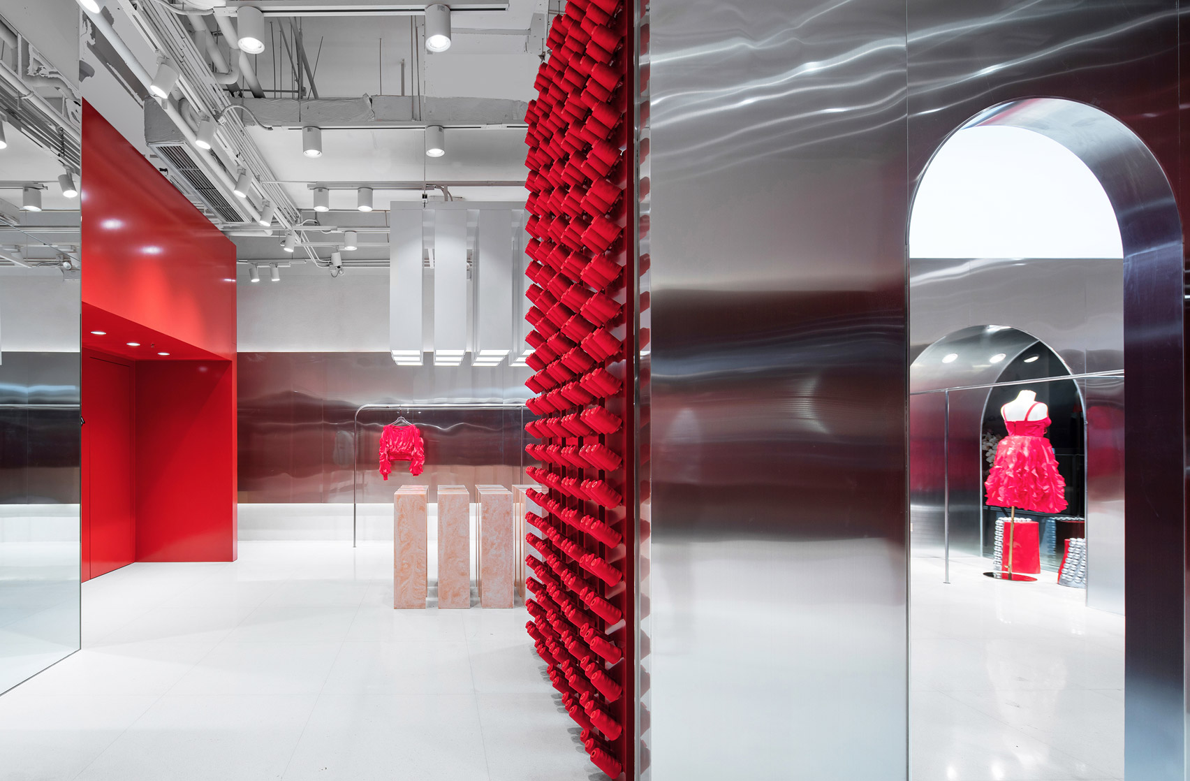 Chongqing annakiki，gules，Clothing concept store，