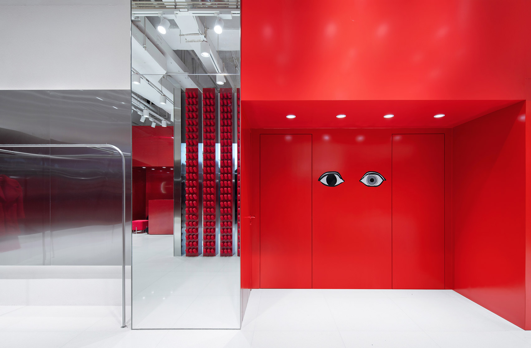 Chongqing annakiki，gules，Clothing concept store，