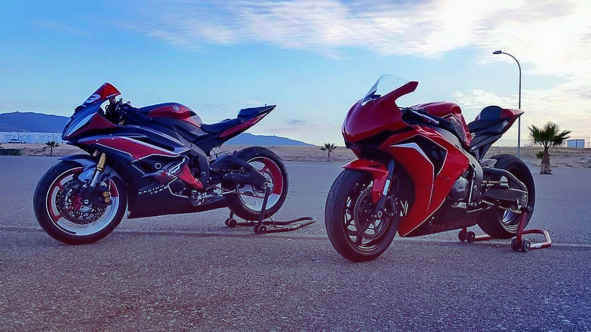 Painting work，graphic design ，vehicle，motorcycle，