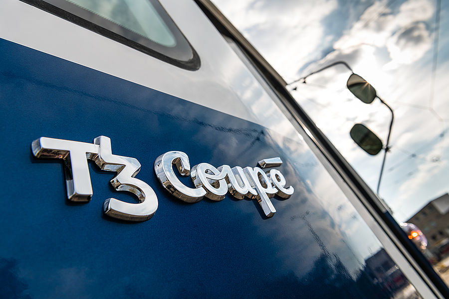 tram，2019 red dot product design award，Honourable mention，T3 Tatra，tram，sightseeing，T3 cut-off，