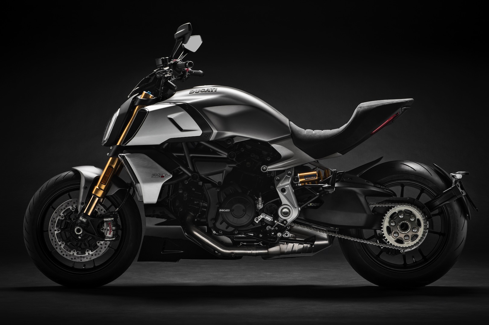 2019红点最佳设计奖ducatidiavel1260摩托车