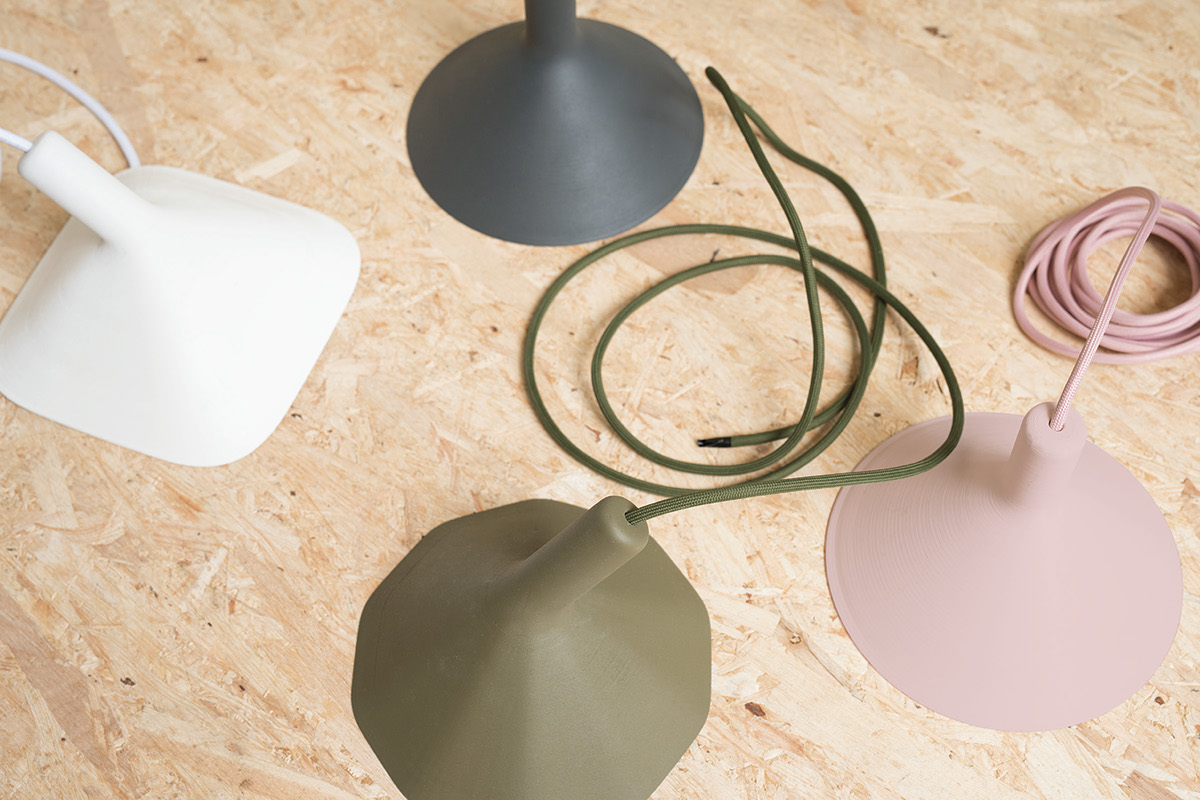 Camouflage，lamp，smoke detector，Motion sensor，Carbon monoxide detector，modularization，