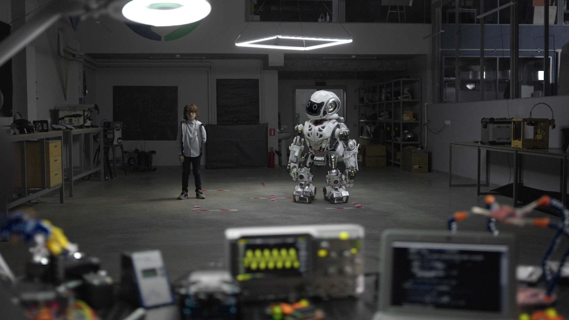 white，robot，Orange Future Class，