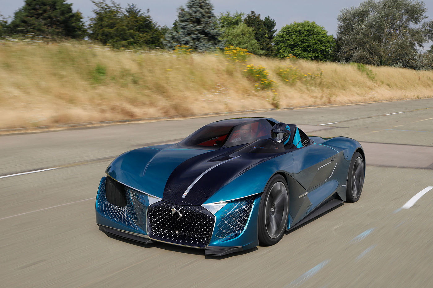 vehicle，conceptual design，Super run，industrial design，science and technology，