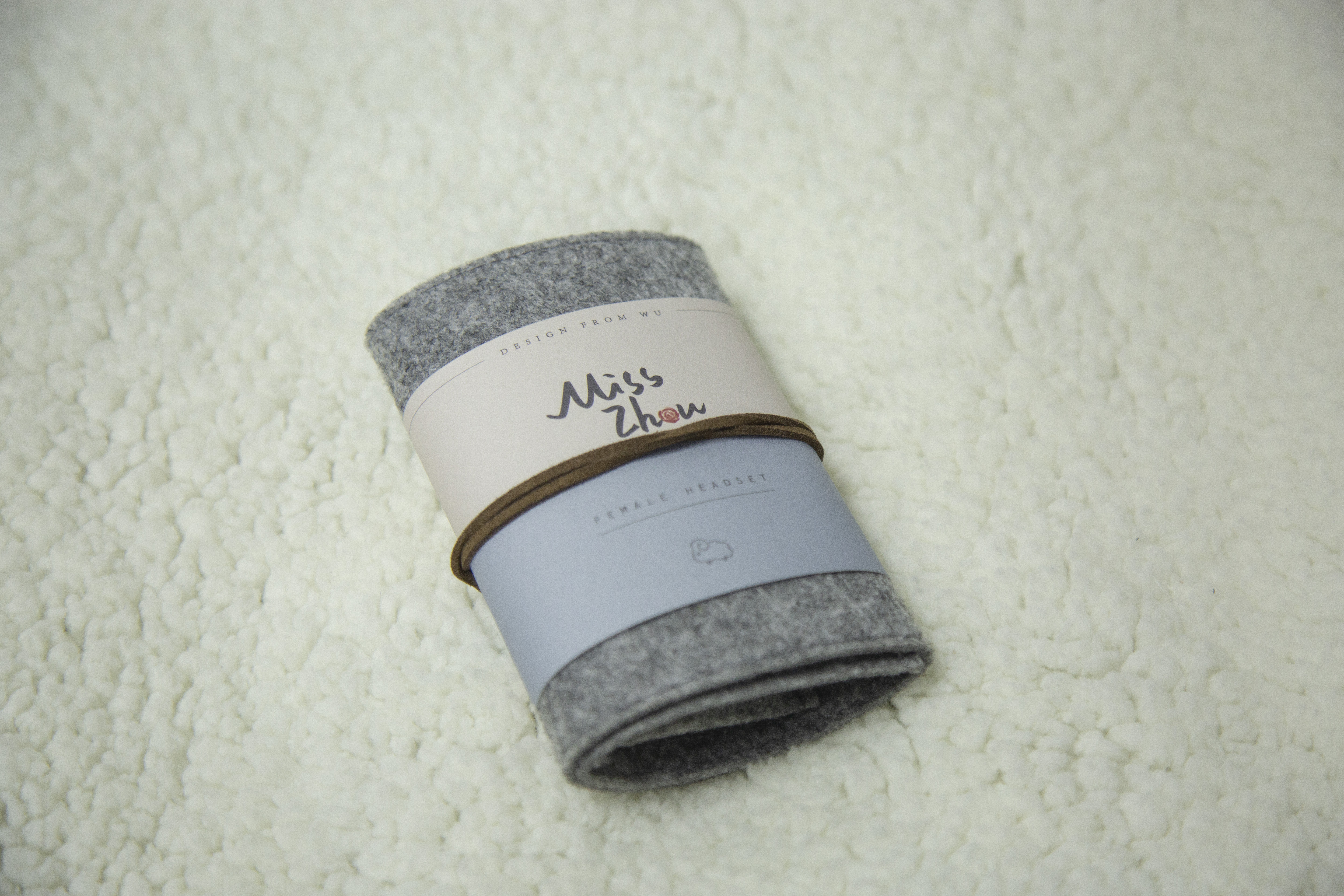 Female earphone，Small ear canal，witch，In ear headphones，