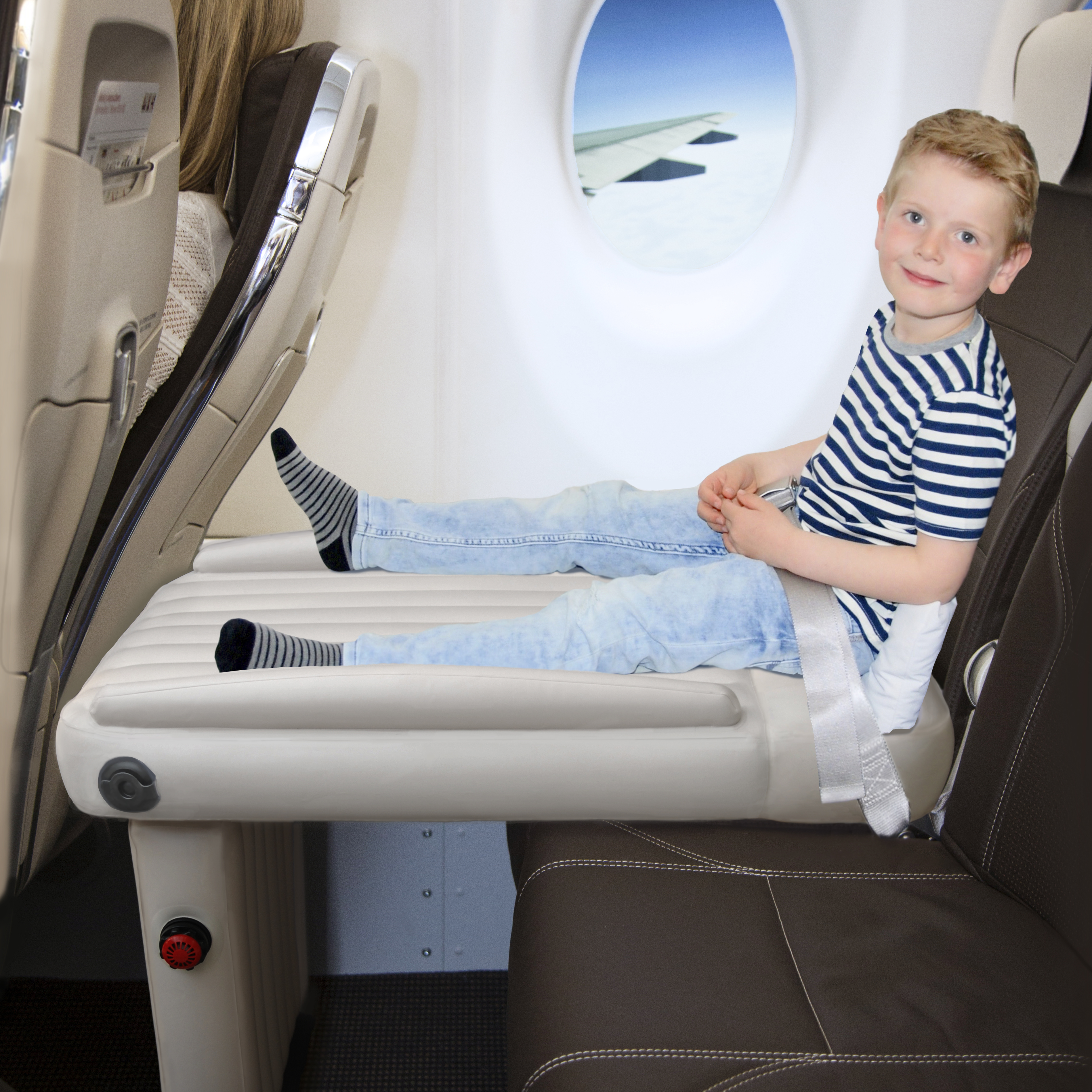 inflation，aircraft，children，Baby bed，Flyaway Kids Bed，Honourable mention，2019 red dot product design award，