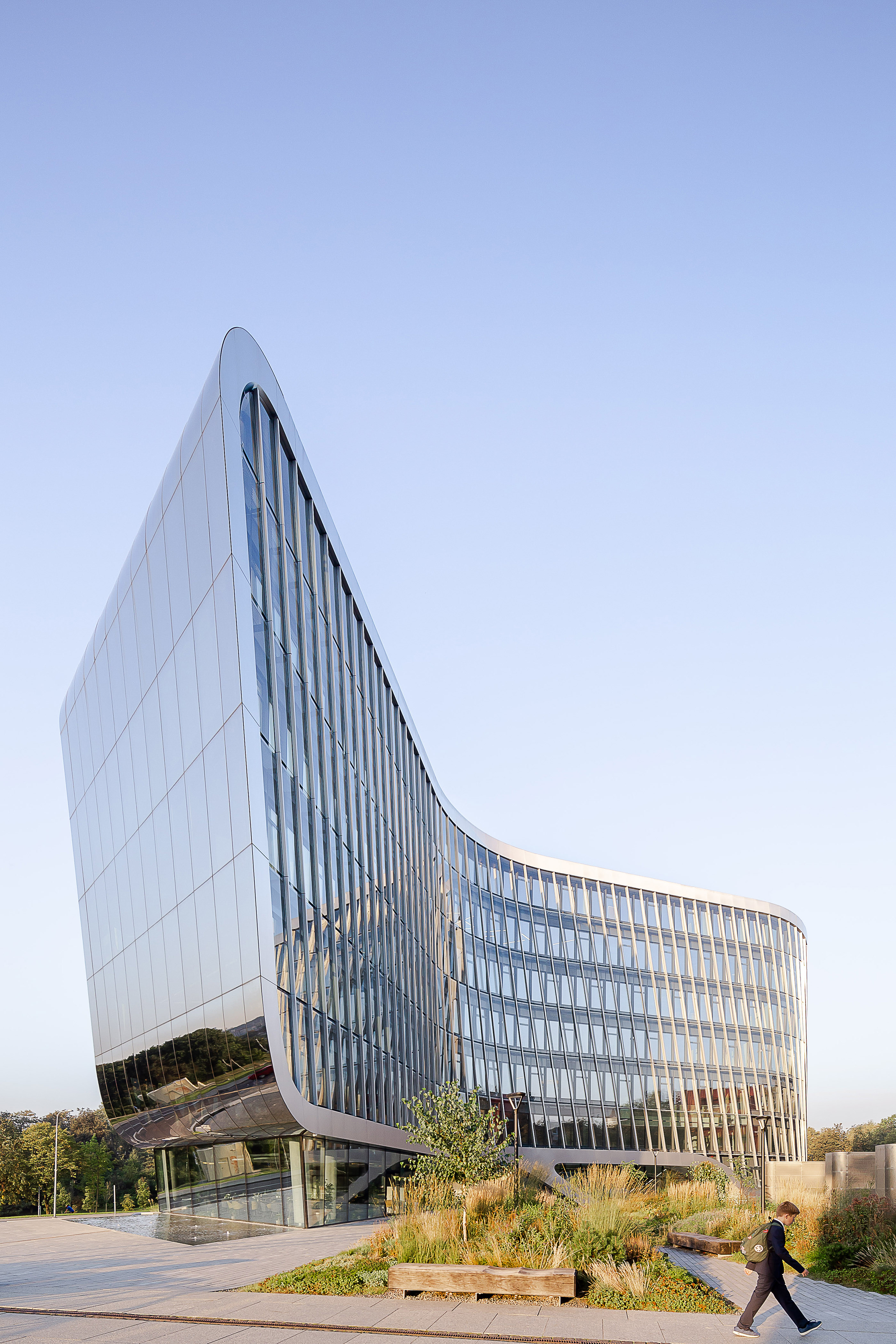 Green Hall 2，Architectural design，Business Centre，