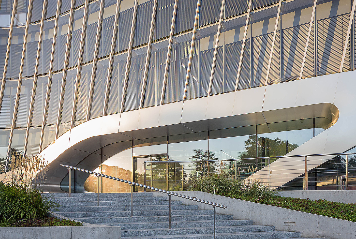 Green Hall 2，Architectural design，Business Centre，