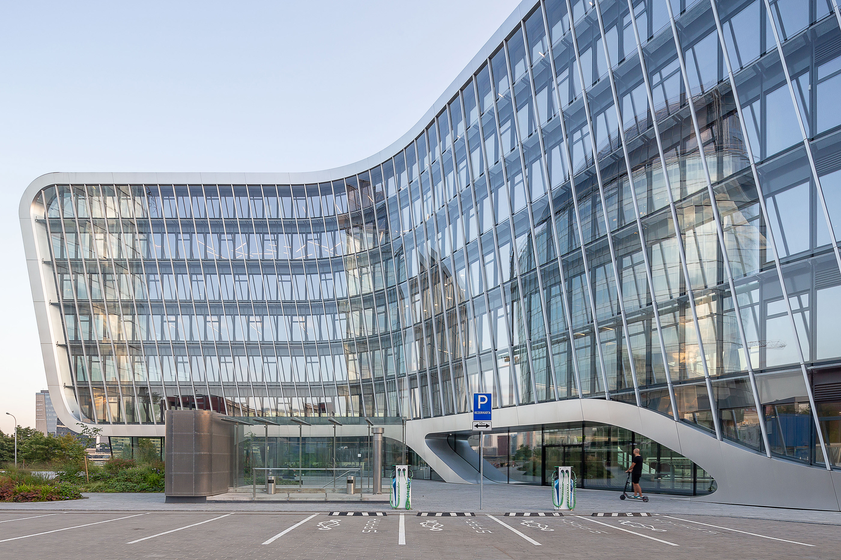 Green Hall 2，Architectural design，Business Centre，