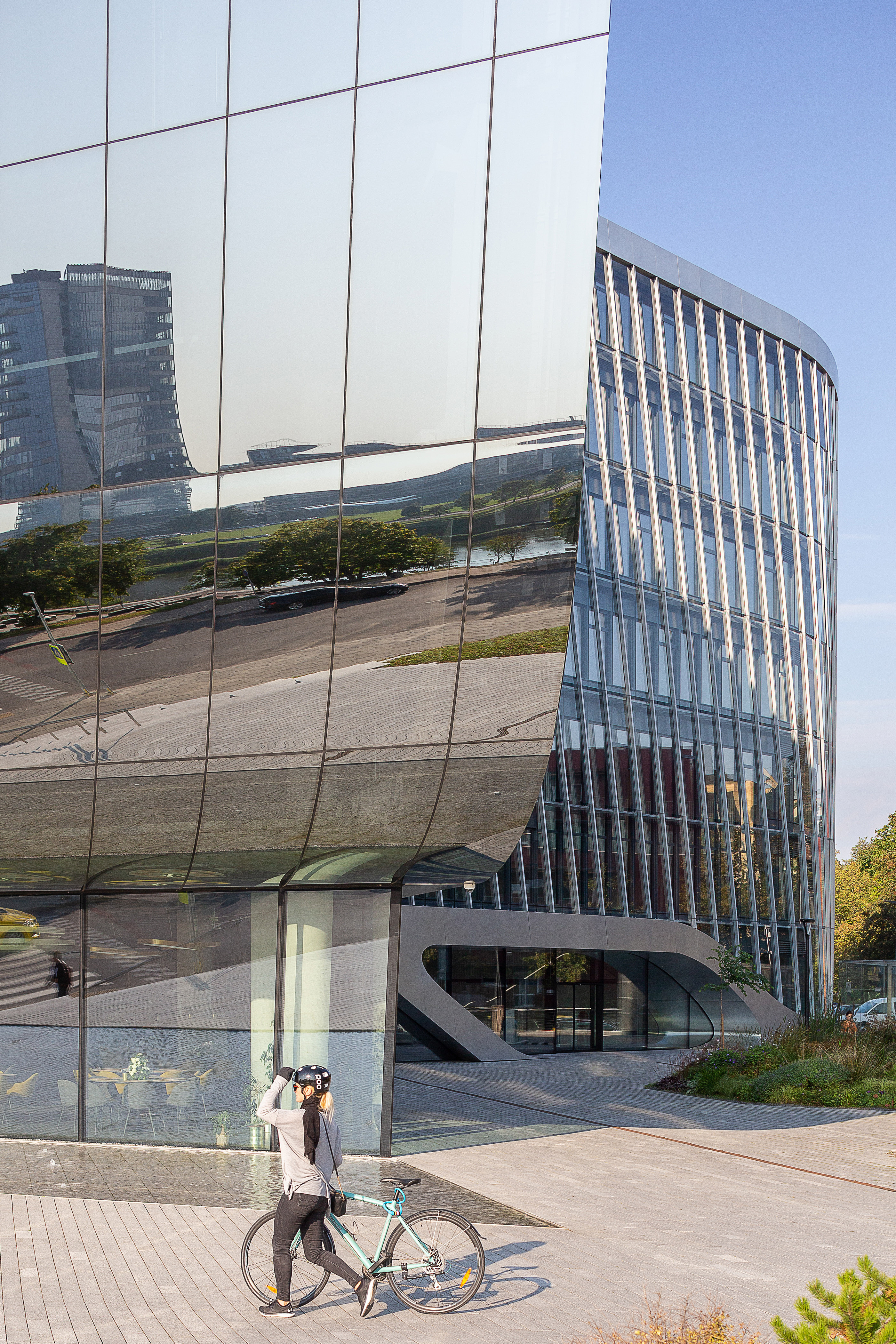 Green Hall 2，Architectural design，Business Centre，