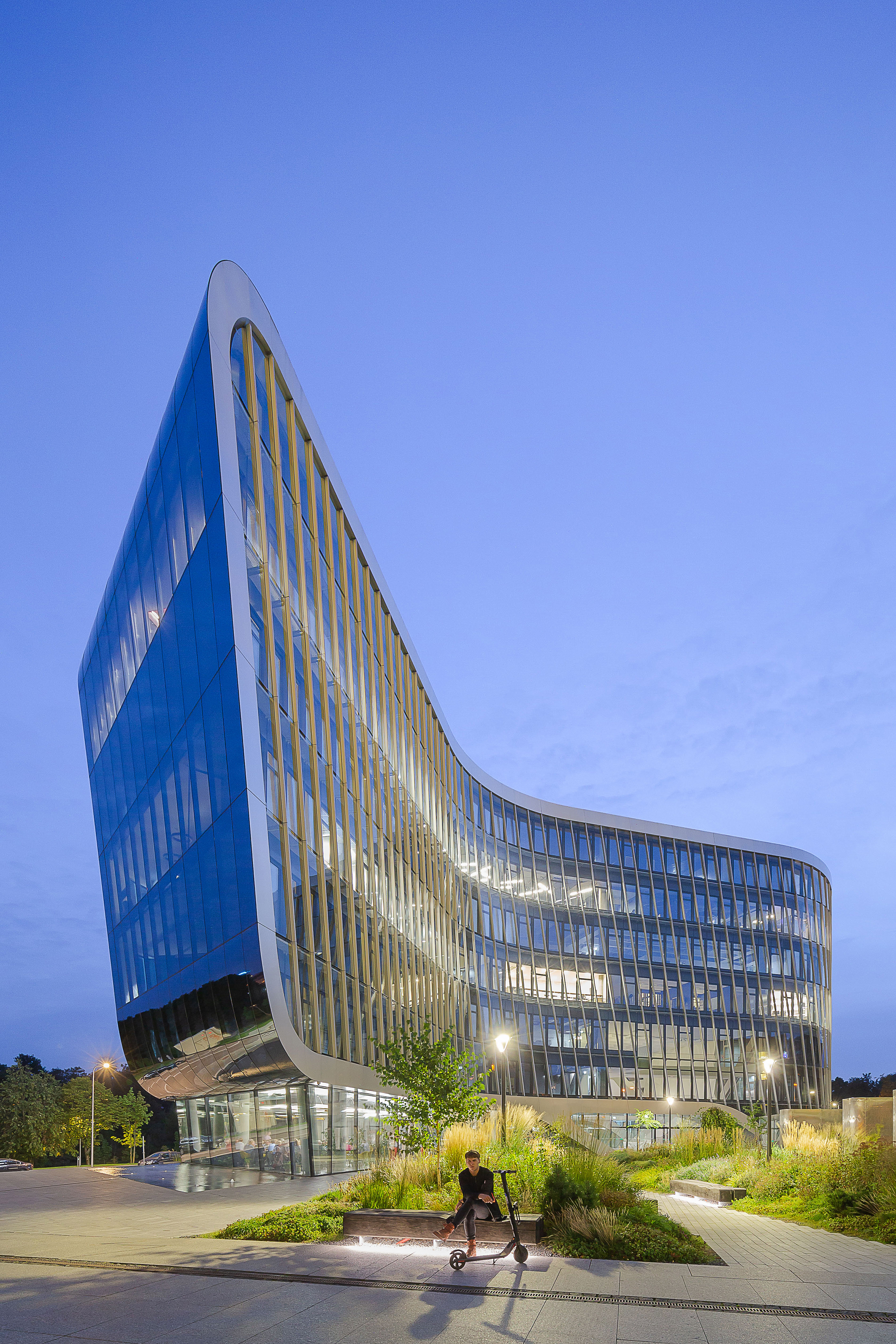 Green Hall 2，Architectural design，Business Centre，