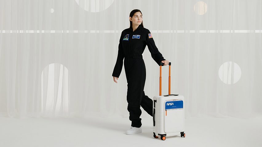 intelligence，suitcase，Horizon Studios，