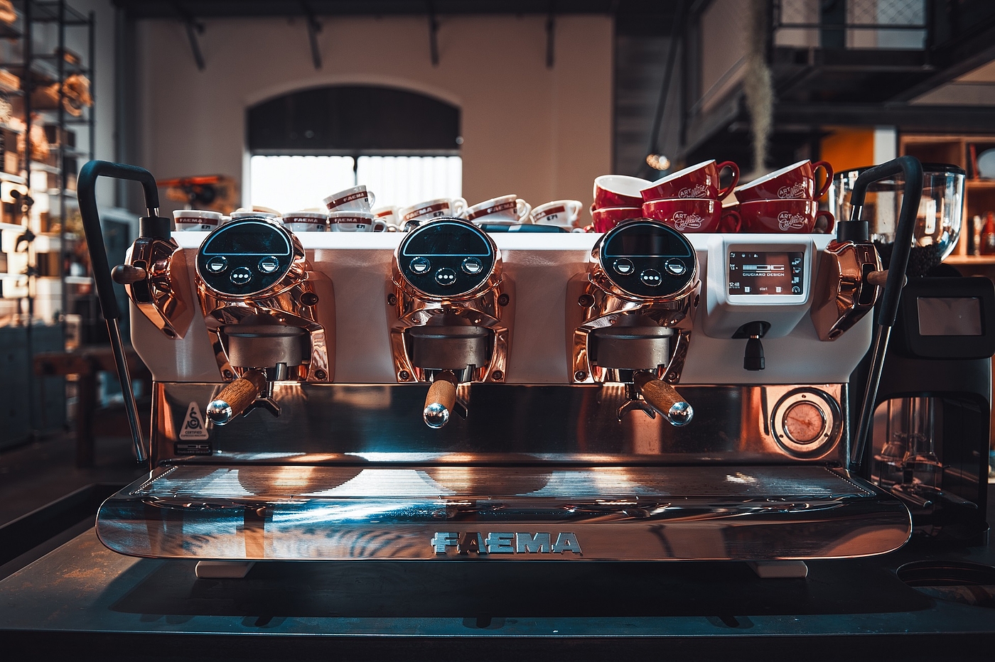 Faema E71E，2019 red dot product design award，Red dot award，reddot，Esema，Coffee machine，