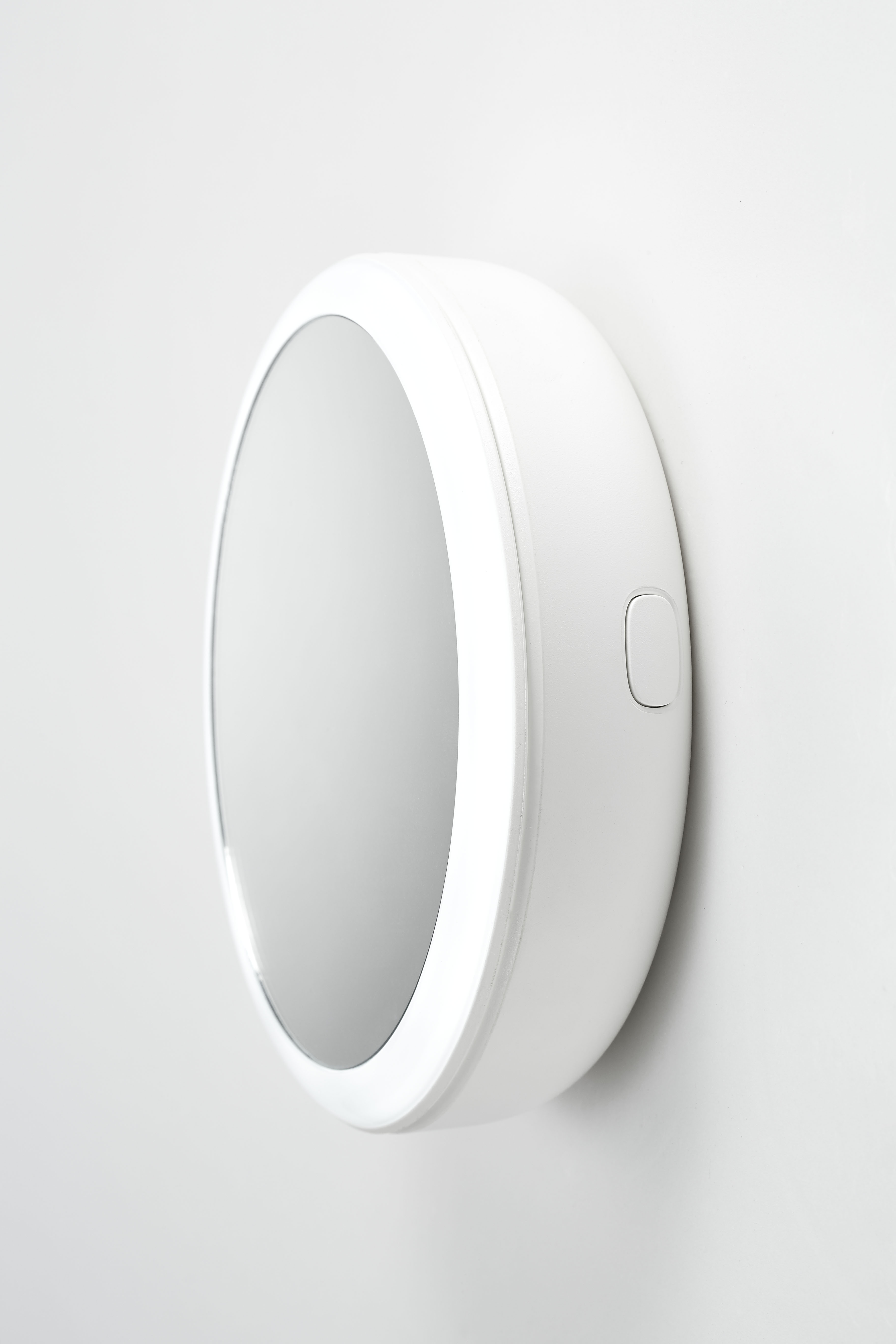 Beauty makeup，Make up，to work in an office，Desk lamp，fold，Receive，lamp，mirror，