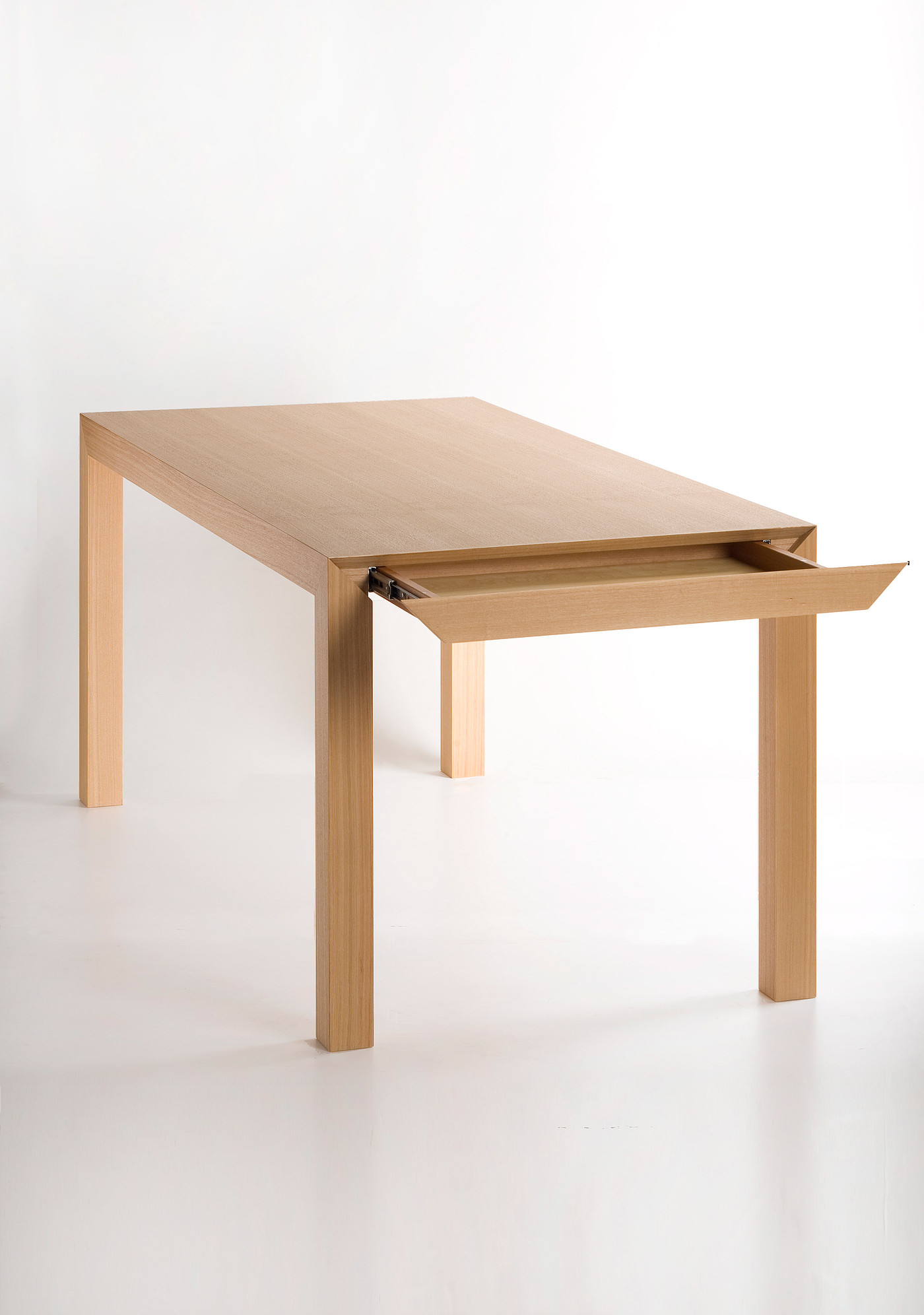 IMAGINARY，furniture design ，woodiness，