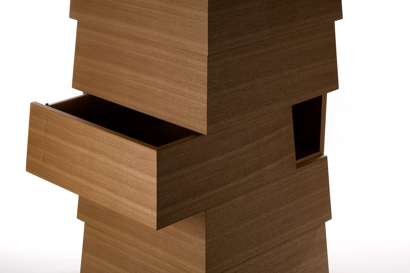 IMAGINARY，furniture design ，woodiness，