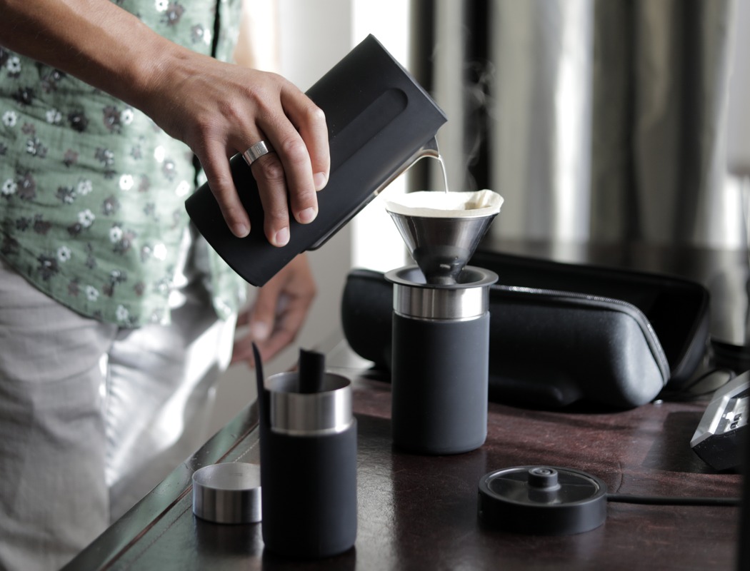 Pact，Coffee suit，Travel companion，