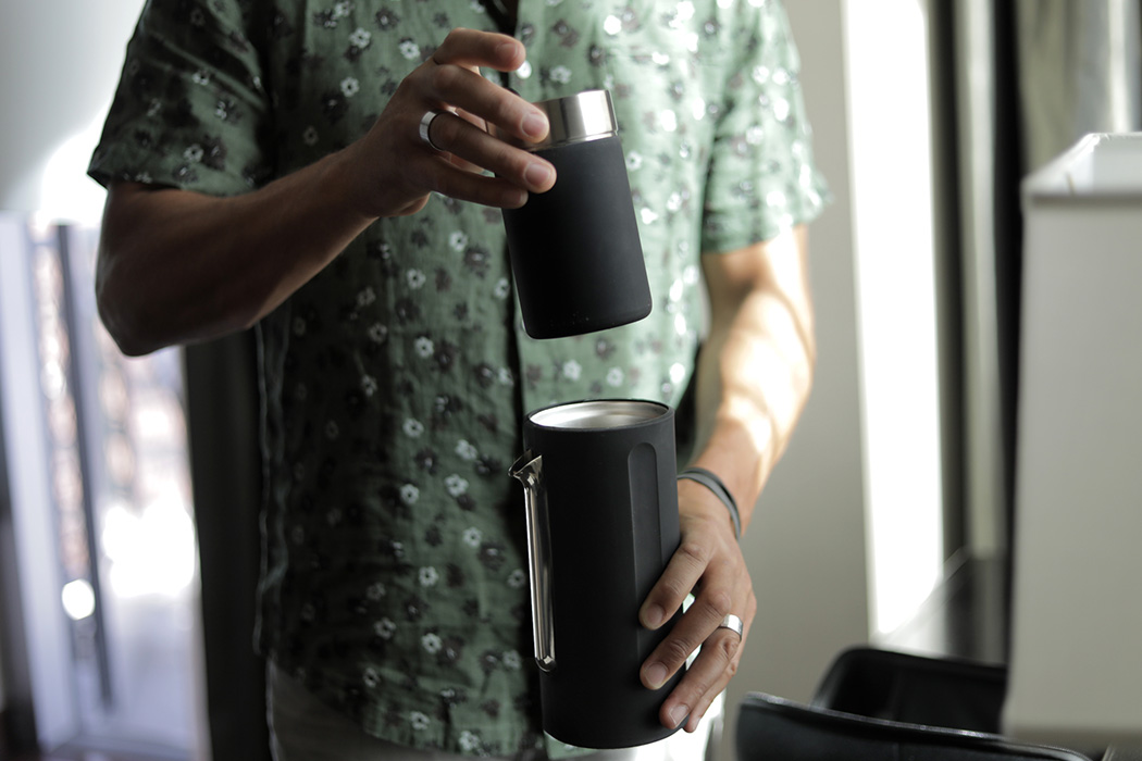 Pact，Coffee suit，Travel companion，