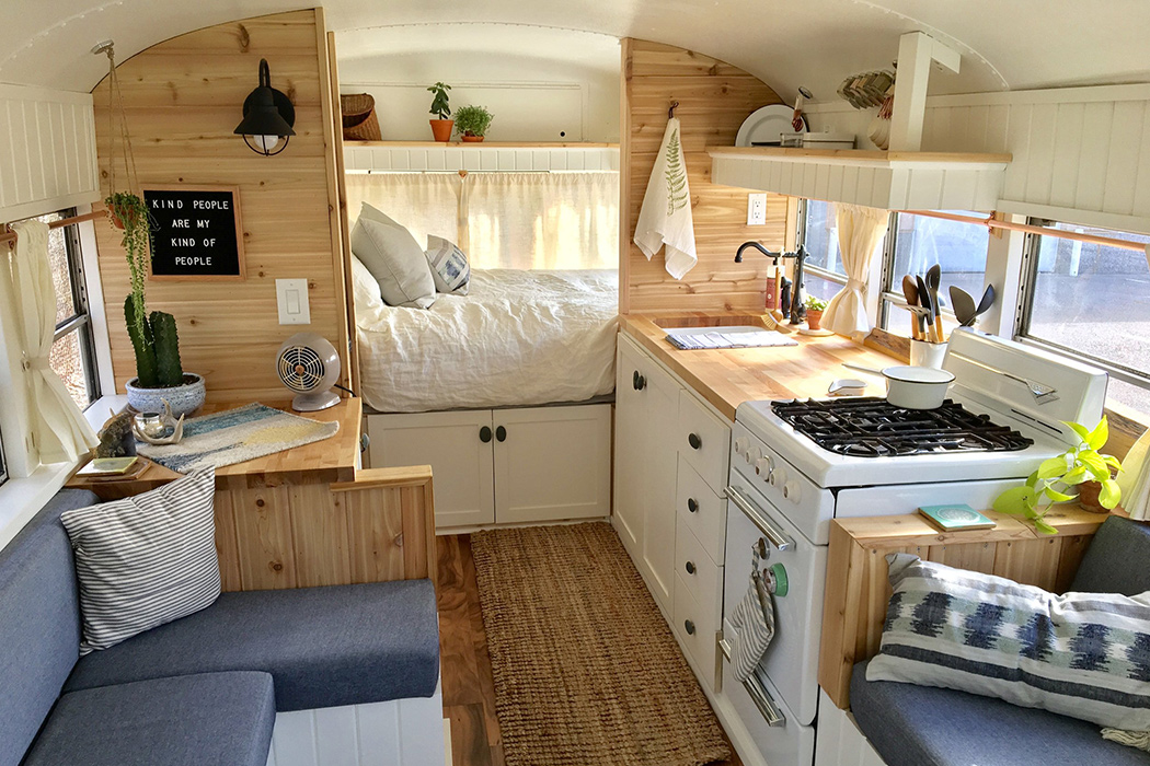 Tree House，Caravan house，Micro residence，Luxury Campervan，Small house，Small family facilities，