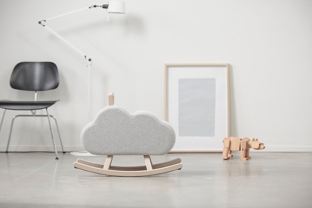 Handmade in the Netherlands，industrial design，oak，Toys，Rocking horse，Cloud chair，